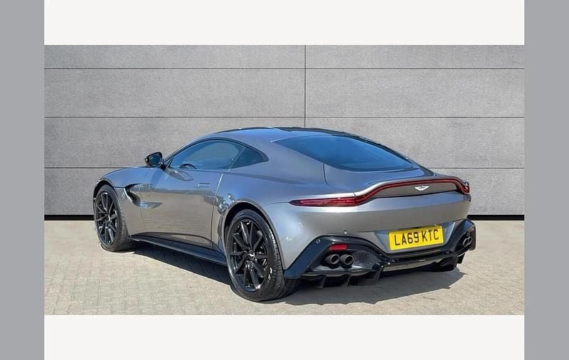 Used Aston Martin Vantage 510 HP (375 kW) 2020 Silver Coupe