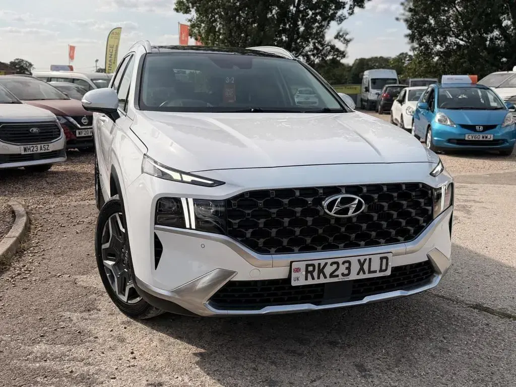 Used Hyundai Santa Fe Ultimate 2022 White SUV