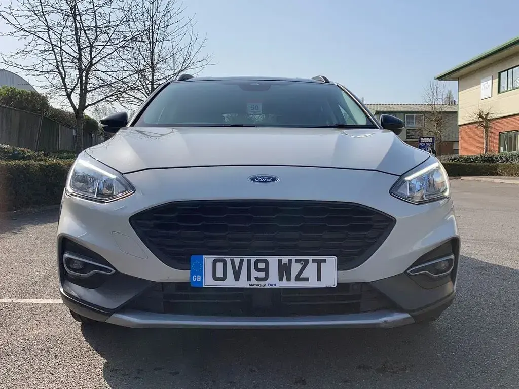Used Ford Focus Active 125 HP (91 kW) 2019 White Hatchback