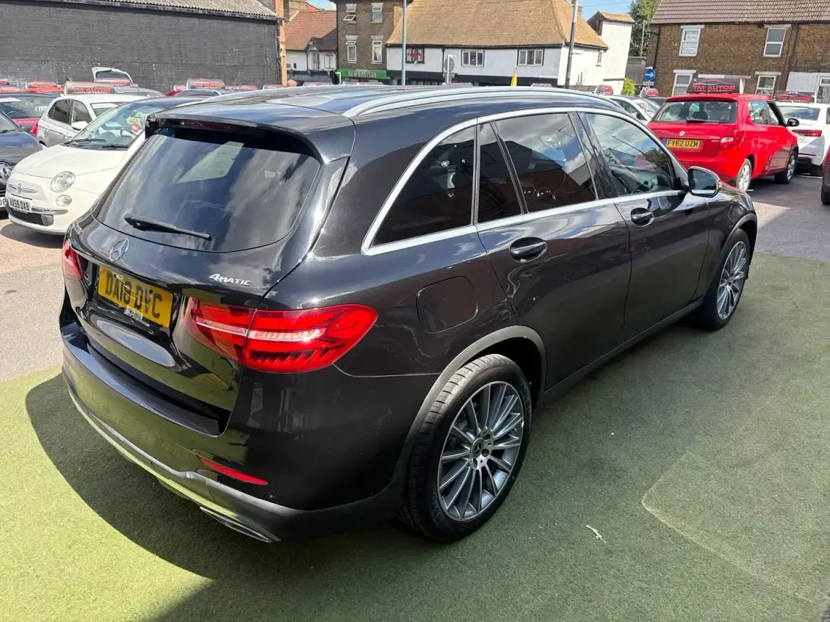 Used Mercedes GLC220 AMG line 167 HP (122 kW) 2018 Black SUV