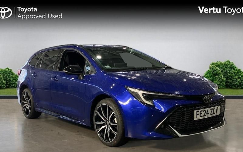 Used 2025 Toyota Corolla Sport Estate | £24,934 (Fair price) - Image 1/4