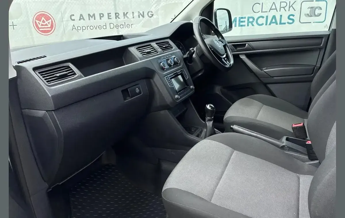 Used VW Caddy Highline 101 HP (74 kW) 2016 Silver MPV