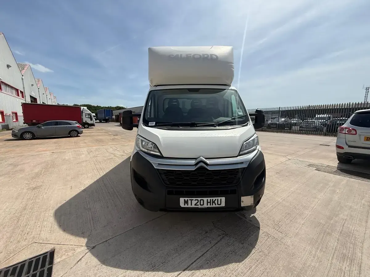 Used Citroën Relay 165 HP (121 kW) 2020 White Van
