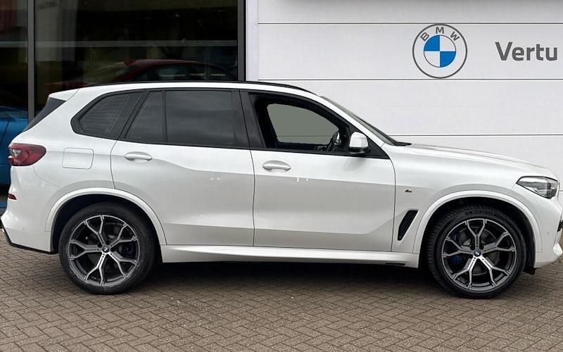 Used BMW X5 M Sport 394 HP (289 kW) 2021 White SUV