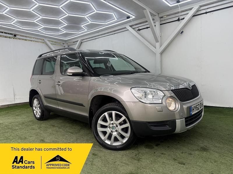 Used Skoda Yeti Elegance 105 HP (77 kW) 2012 Beige SUV