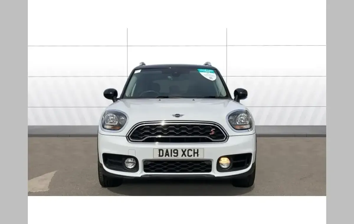 Used Mini Cooper S Countryman Classic 188 HP (138 kW) 2019 White SUV