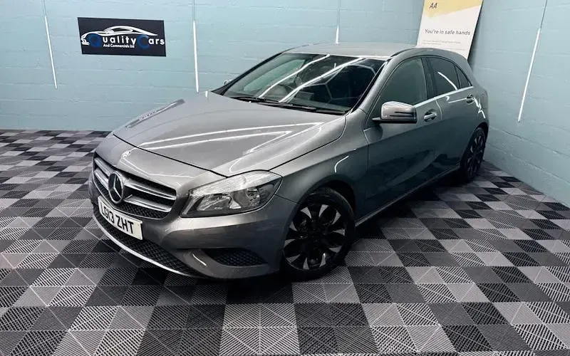 Used Mercedes A180 SE 109 HP (80 kW) 2013 Grey Hatchback