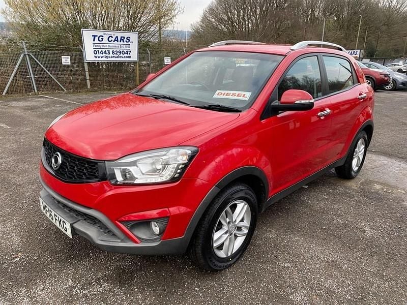 Used Ssangyong (KGM) Korando 178 HP (130 kW) 2016 Red SUV