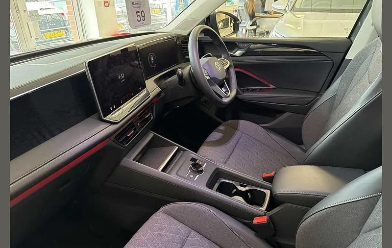 Used VW Tiguan Match 147 HP (108 kW) 2025 Grey SUV