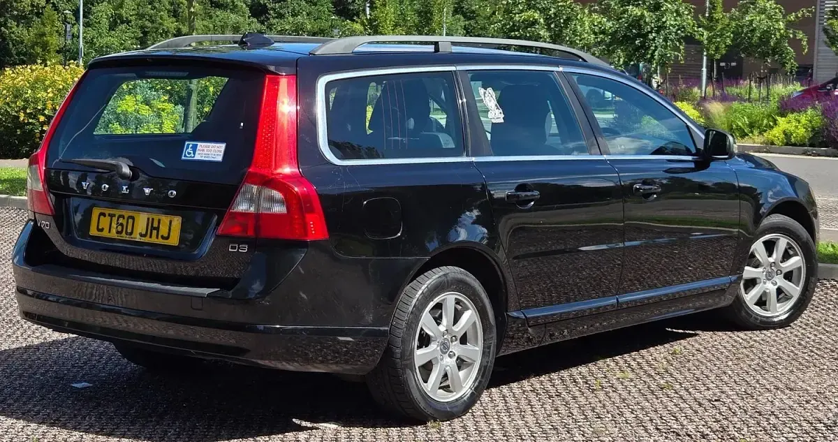 Used Volvo V70 163 HP (119 kW) 2011 Black Estate