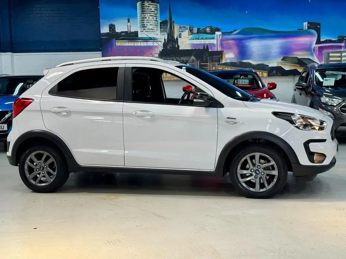 Used Ford Ka Plus Active 85 HP (62 kW) 2019 White Hatchback