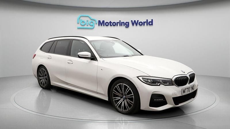 Used 2020 BMW 320 M Sport Estate | £23,500 (A bit pricey) - Image 1/4