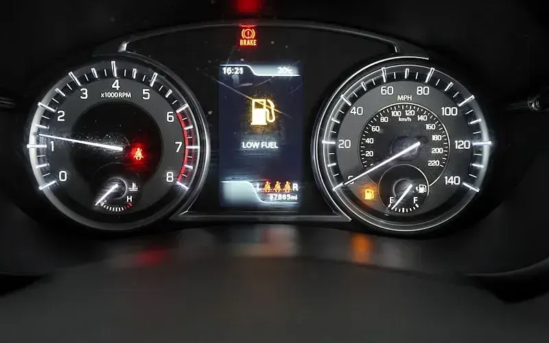Used Suzuki SX4 S-Cross 129 HP (94 kW) 2023 Red SUV