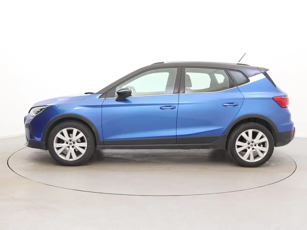 Used Seat Arona Xperience 110 HP (80 kW) 2023 Blue SUV