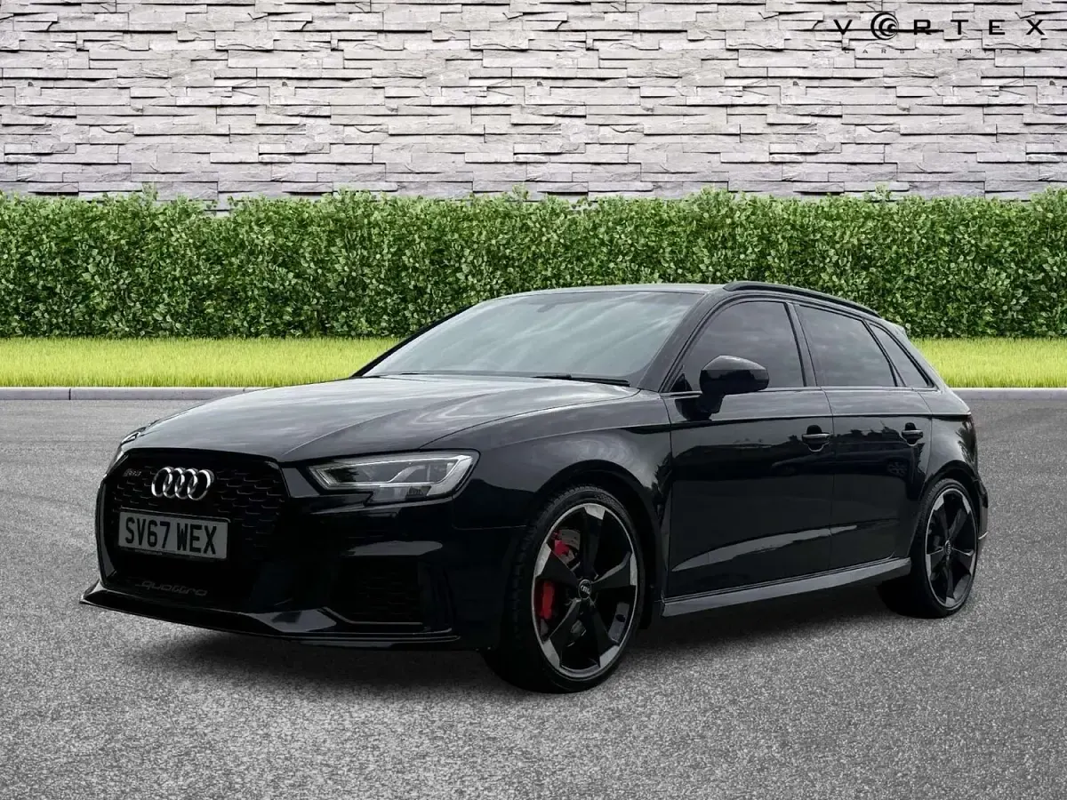 Used Audi RS3 Sportback Business 400 HP (294 kW) 2017 Black Hatchback