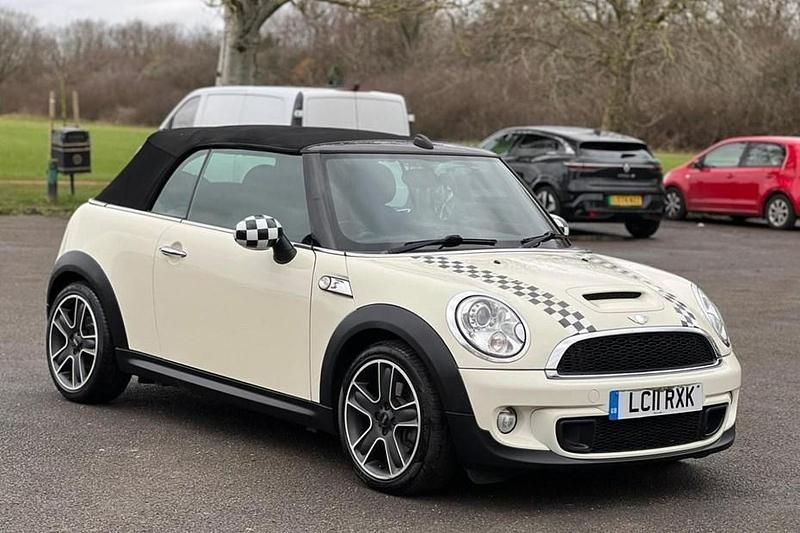 Used 2011 Mini Cooper S Hatchback | £5,645 (Good price) - Image 1/1