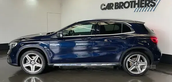 Used Mercedes GLA220 AMG Line Premium 177 HP (130 kW) 2017 Blue SUV