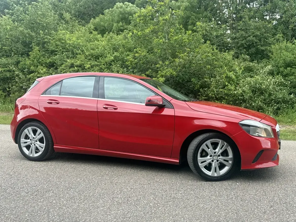 Used Mercedes A200 2016 Red Hatchback