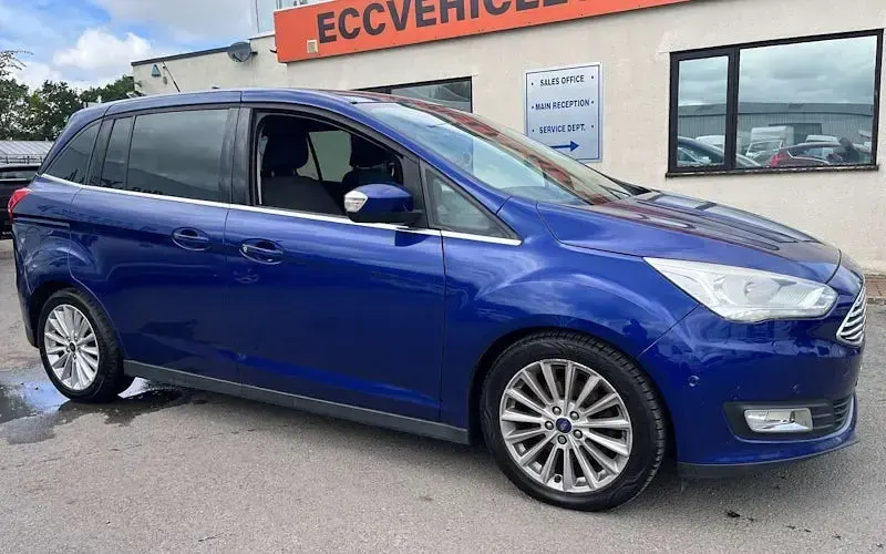 Used Ford Grand C-Max Titanium 120 HP (88 kW) 2019 MPV
