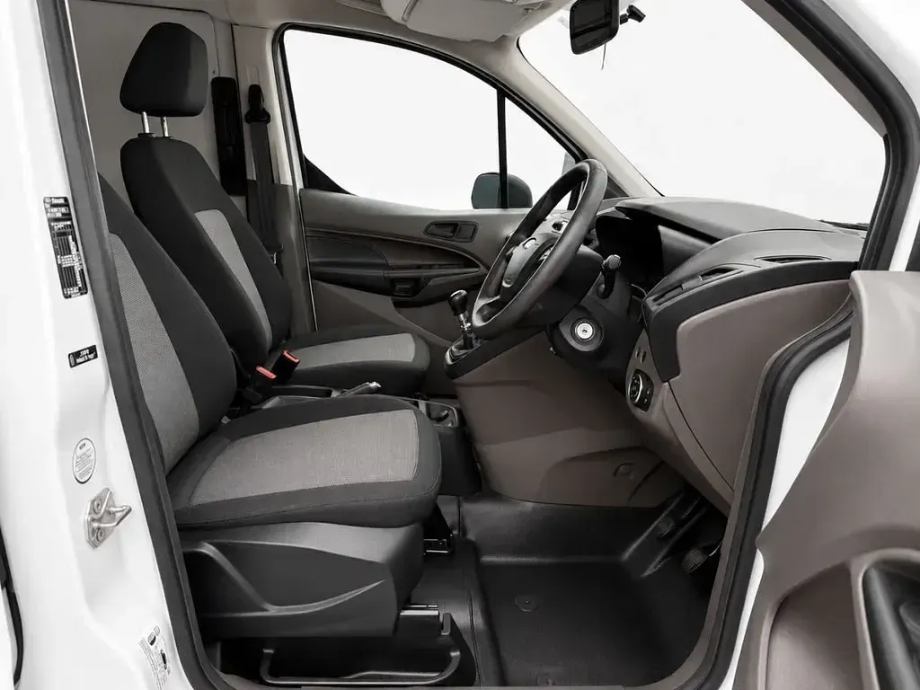 Used Ford Transit Connect S 100 HP (73 kW) 2020 White MPV