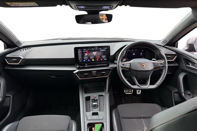 Image 3/4