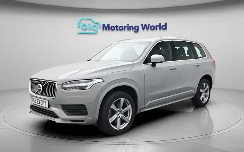 Used Volvo XC90 Core 250 HP (183 kW) 2025 SUV