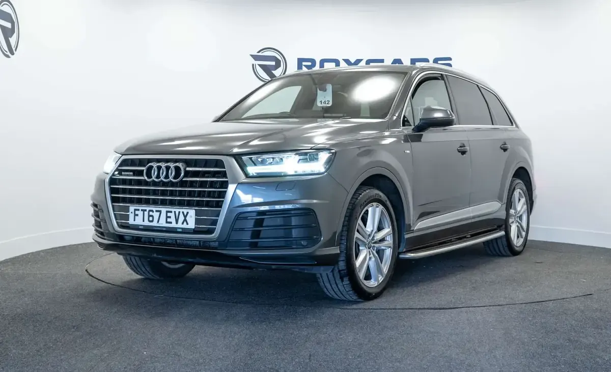 Used Audi Q7 S-Line 272 HP (200 kW) 2017 Grey SUV