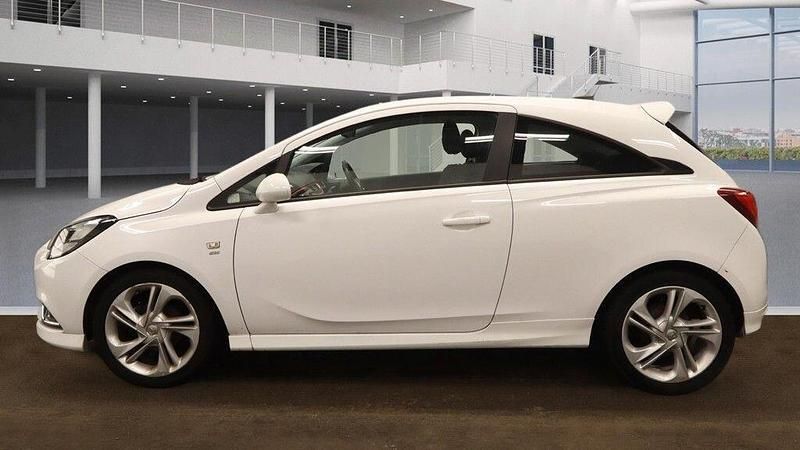 Used Vauxhall Corsa SRi 2016 White Hatchback