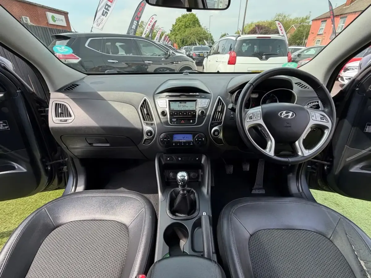 Second-hand Hyundai ix35 Premium 115 CP (84 kW) 2011 Gri SUV