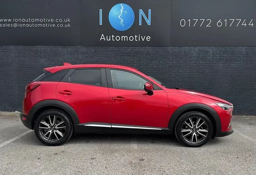 Begagnad Mazda CX-3 Inclusive 121 HK (88 kW) 2015 Röd SUV