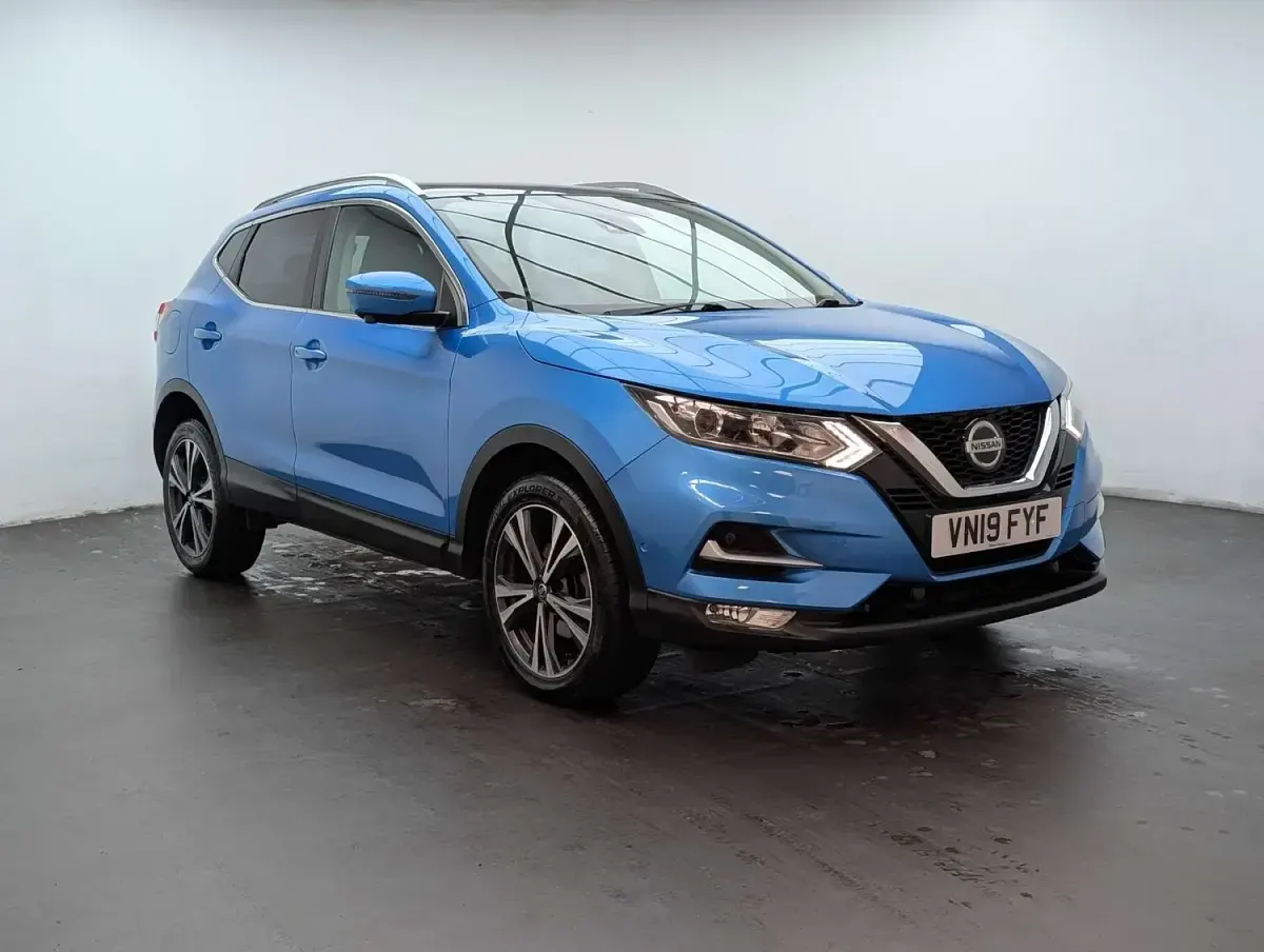 Used Nissan Qashqai N-Connecta 115 HP (84 kW) 2019 Blue SUV
