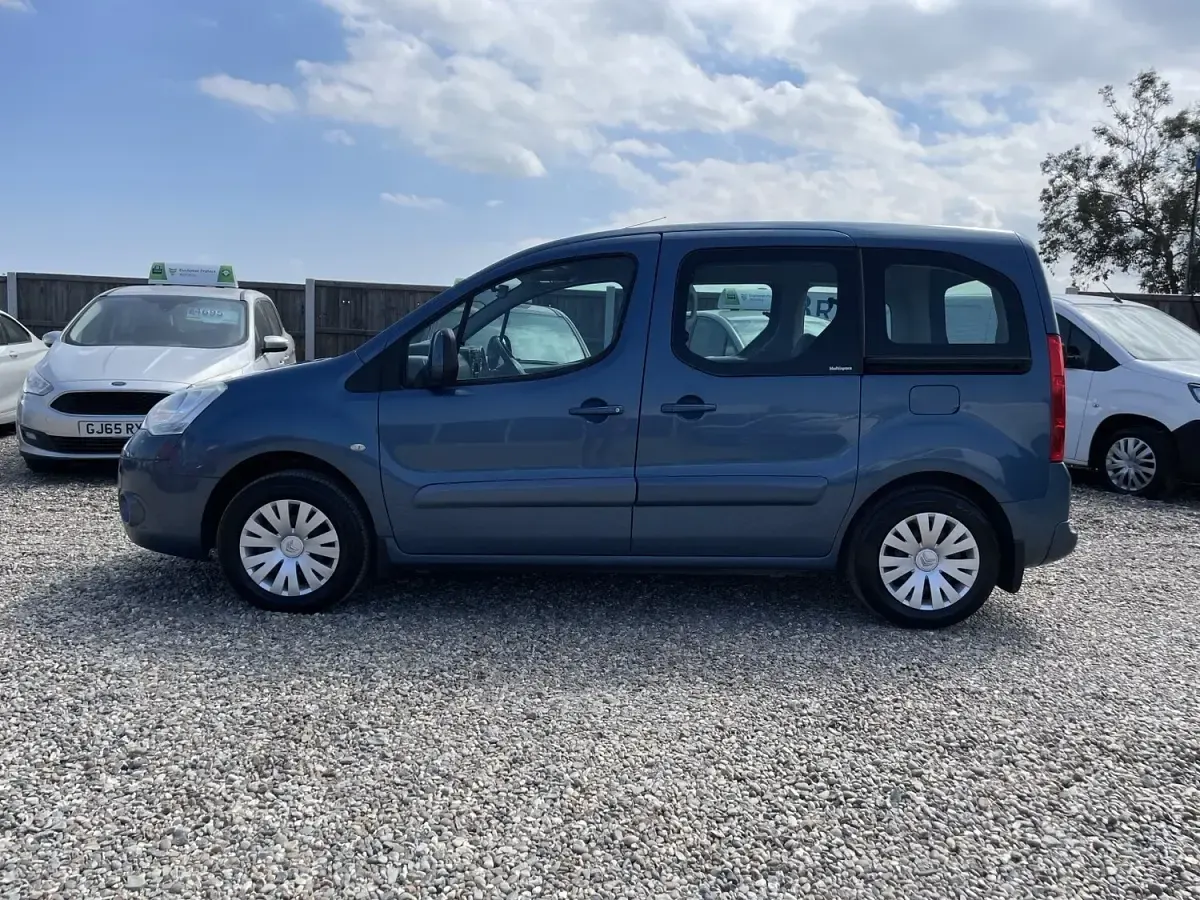 Used Citroën Berlingo VTR Sport 90 HP (66 kW) 2010 Blue MPV