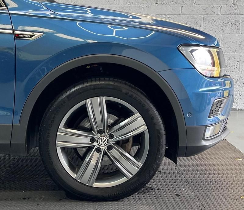 Used VW Tiguan Allspace Match 150 HP (110 kW) 2019 Blue SUV