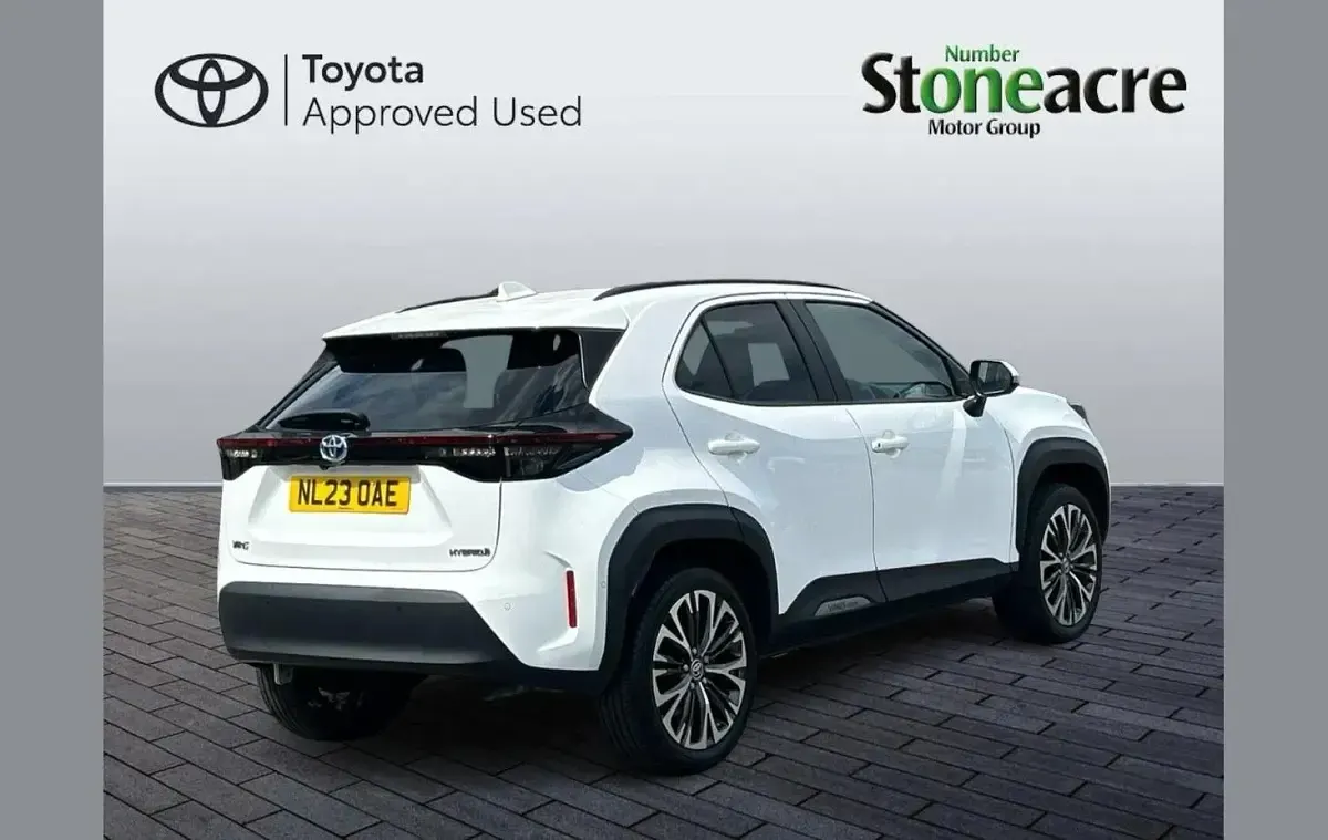 Used Toyota Yaris Cross 113 HP (83 kW) 2023 White SUV