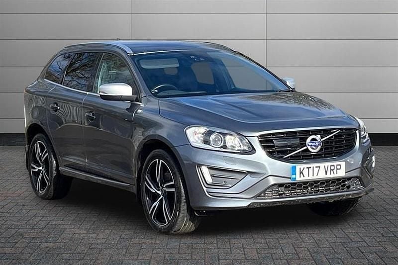 Used Volvo XC60 R-Design 245 HP (180 kW) 2017 Grey SUV