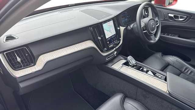 Used Volvo XC60 Ultra 247 HP (181 kW) 2026 SUV