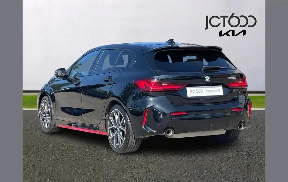 Used BMW 128 Comfort Edition 261 HP (191 kW) 2024 Black Hatchback