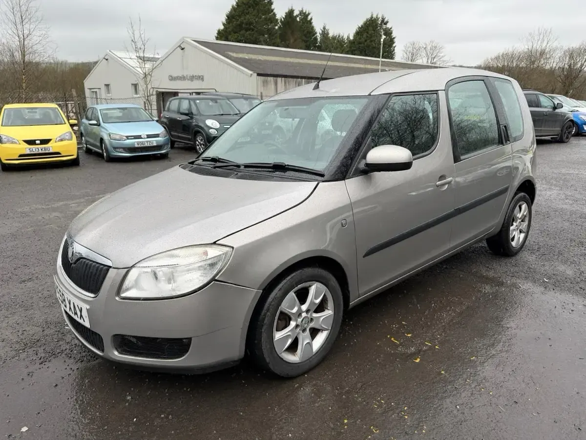 Used Skoda Roomster 105 HP (77 kW) 2008 Beige MPV