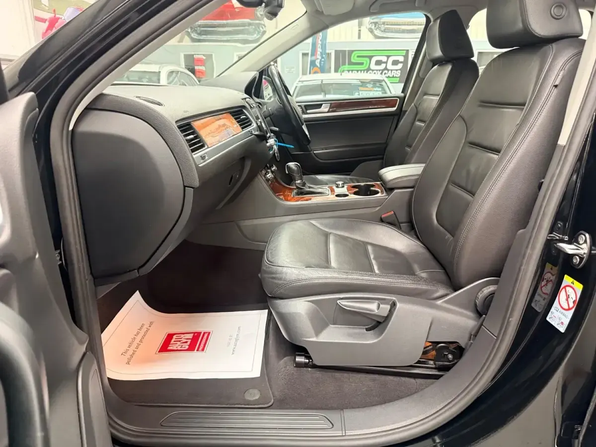 Used VW Touareg SE 2012 Black SUV