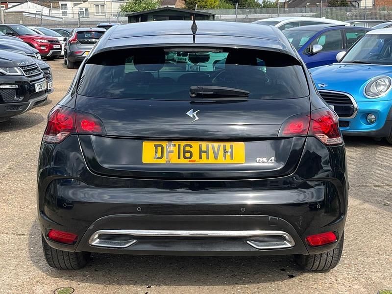 Used DS Automobiles DS4 Elegance 120 HP (88 kW) 2016 Black Hatchback