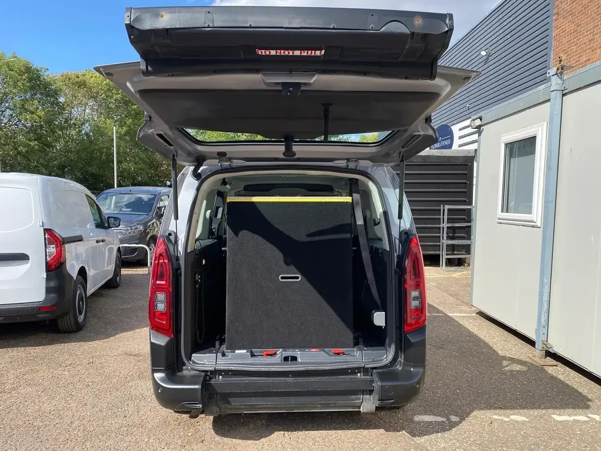 Used Citroën Berlingo Flair 2020 Grey MPV