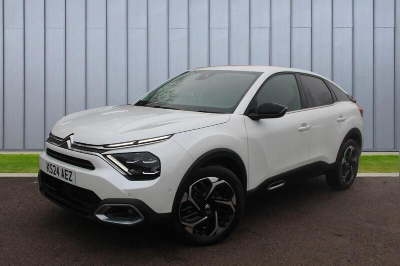 White Used 2024 Citroën C4 PureTech Hatchback | £17,789 (Fair price) - Image 1/4