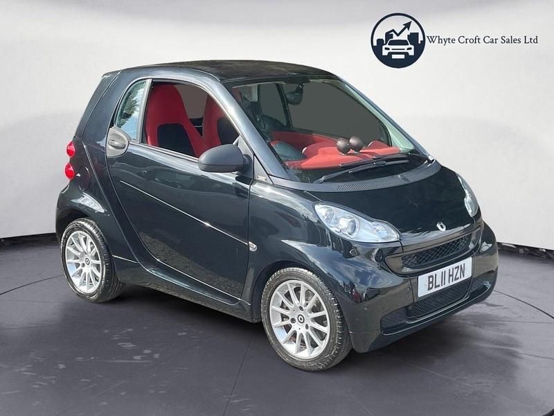 Black Used 2011 Smart ForTwo Coupé Passion Coupe | £3,995 (Fair price) - Image 1/3