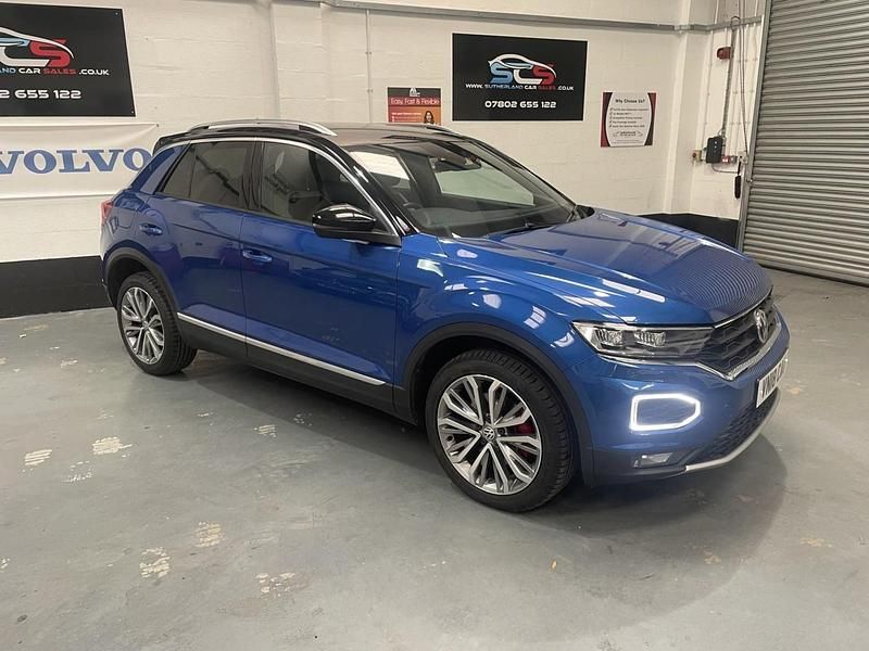Blue Used 2018 VW T-Roc SEL SUV | £15,395 (Fair price) - Image 1/3