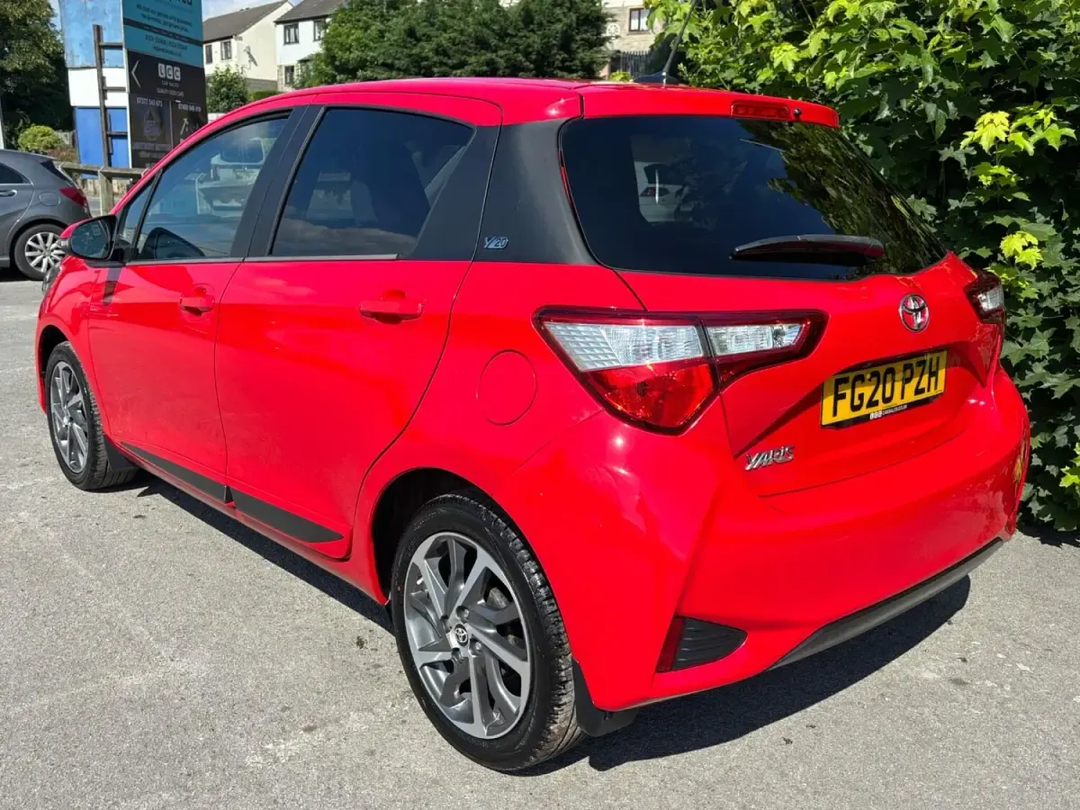 Used Toyota Yaris 2020 Red Hatchback