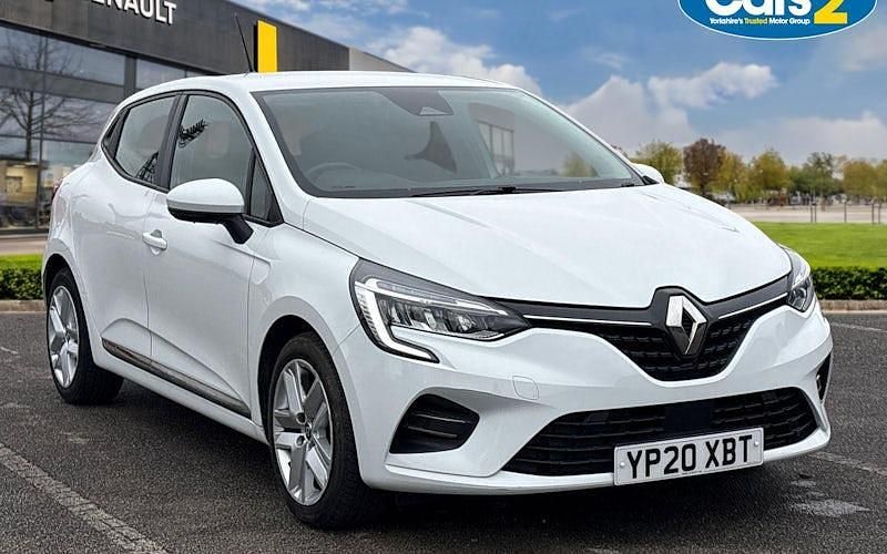 Used Renault Clio V Play 75 HP (55 kW) 2020 White  Hatchback