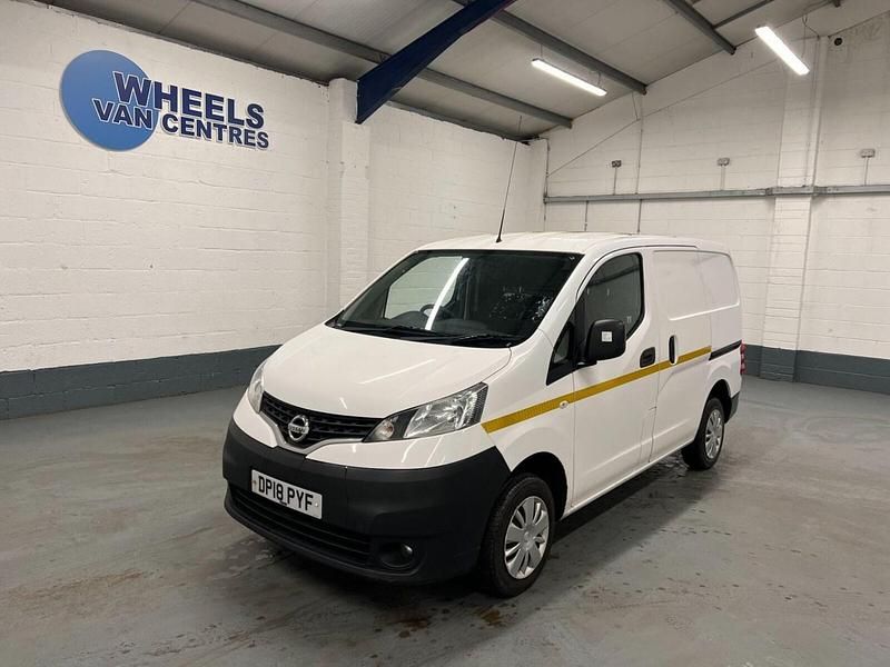 White Used 2018 Nissan NV200 Acenta Van | £7,490 (Fair price) - Image 1/4