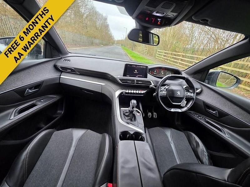 Used Peugeot 3008 GT-line 130 HP (95 kW) 2018 White SUV