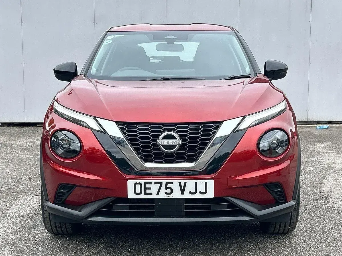 Used Nissan Juke Acenta Premium 114 HP (83 kW) 2025 Red SUV