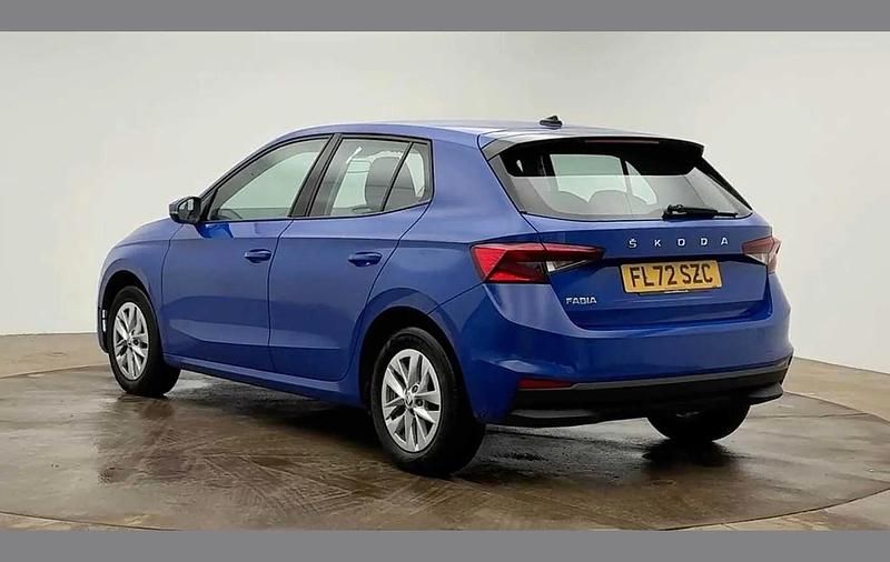 Used Skoda Fabia Comfort 79 HP (58 kW) 2022 Energy blue Hatchback